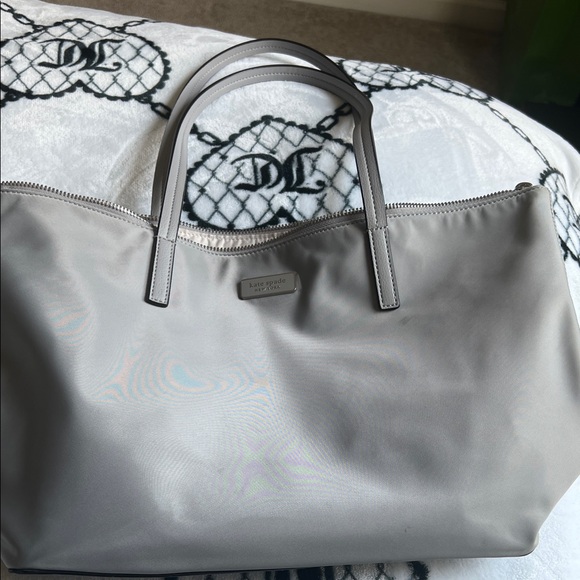 kate spade Handbags - Kate Spade Light Gray Tote Bag